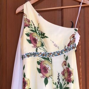 Beautiful DORISQUEEN beaded floral evening gown.